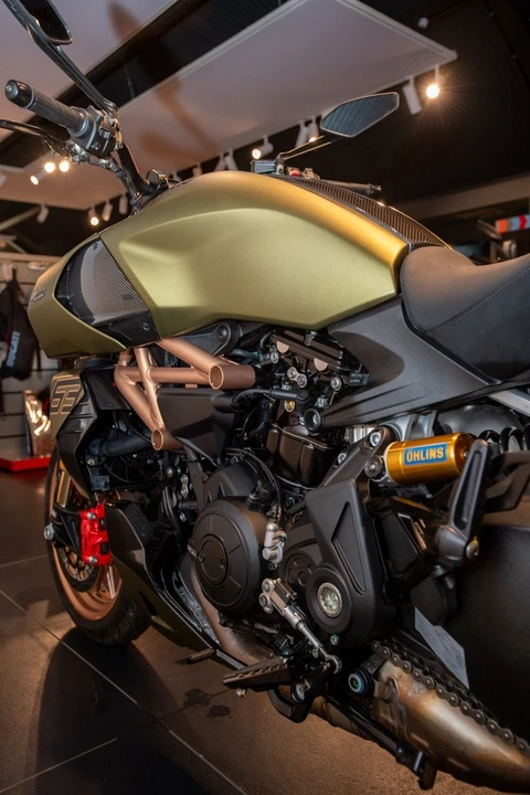 2023 Ducati Diavel - Image 17 of 30