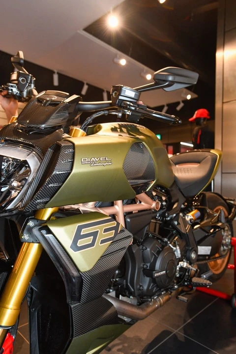 2023 Ducati Diavel - Image 26 of 30