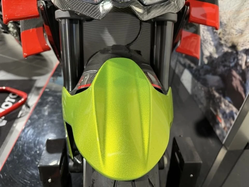 2023 Ducati Streetfighter - Image 7 of 11