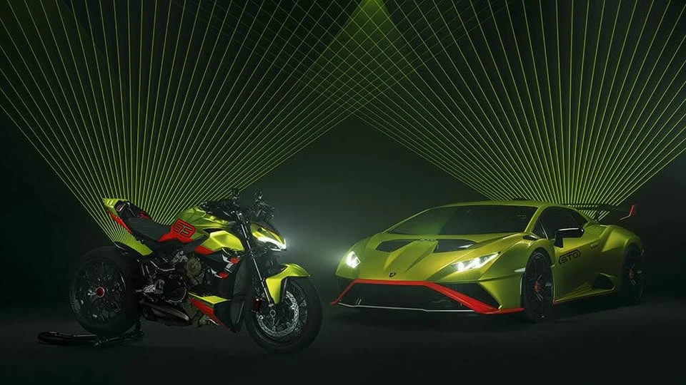 2023 Ducati Streetfighter - Image 15 of 15