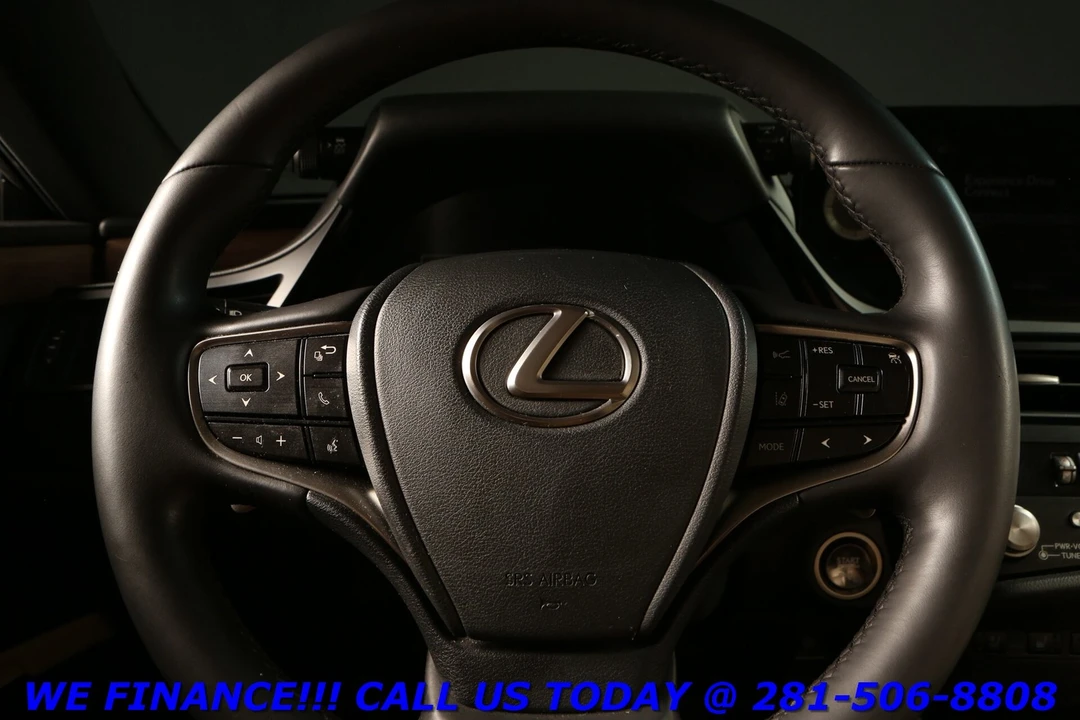 2023 Lexus ES 7th Gen - Image 14 of 21