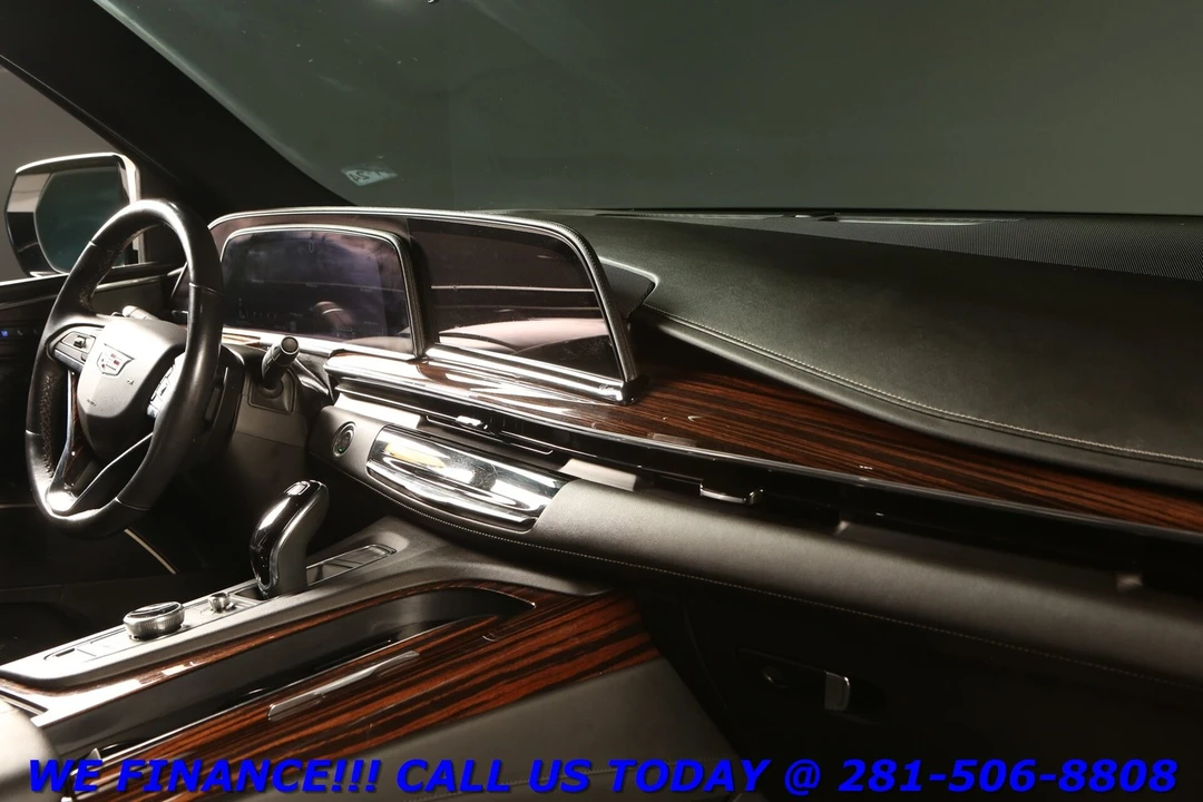 2023 Cadillac Escalade 5th Gen - Image 17 of 21