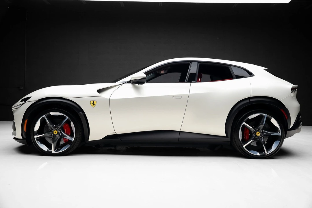 2023 Ferrari Purosangue - Image 18 of 21