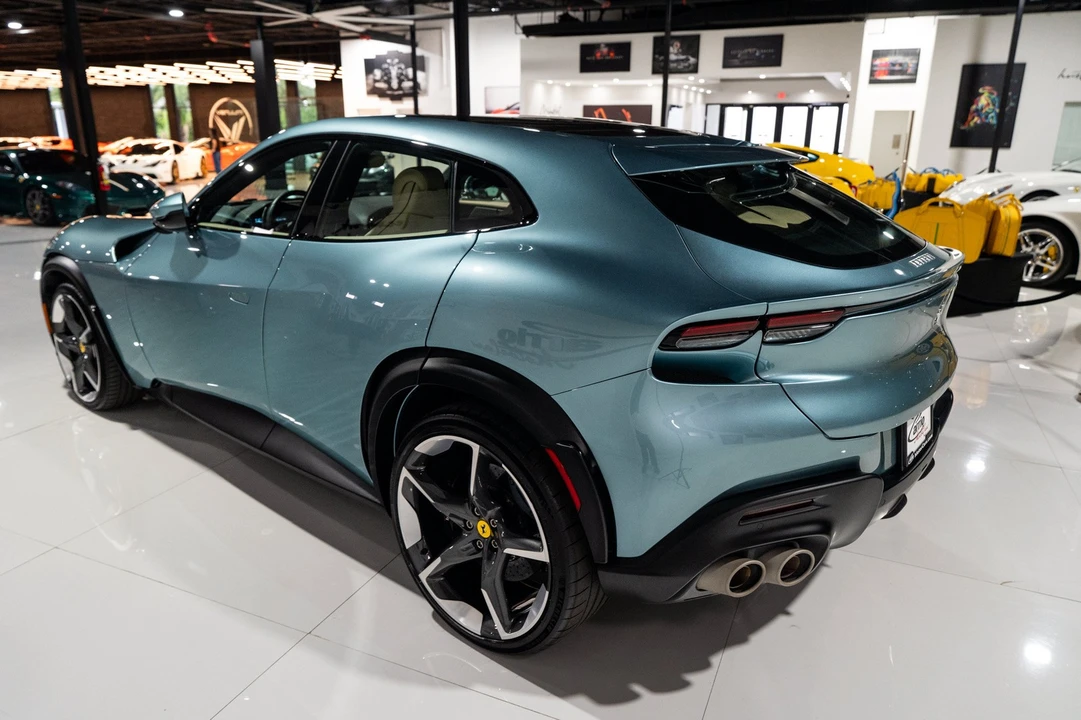 2023 Ferrari Purosangue - Image 5 of 31