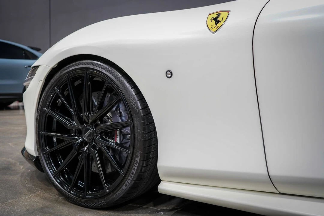 2023 Ferrari Roma - Image 17 of 21
