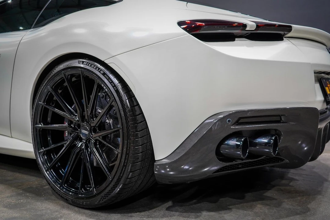 2023 Ferrari Roma - Image 19 of 21