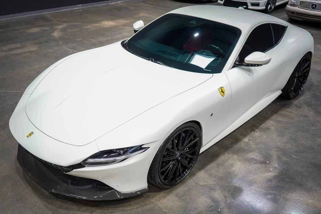 2023 Ferrari Roma - Image 13 of 21