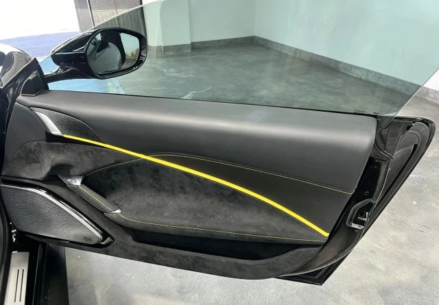 2023 Ferrari Roma - Image 19 of 31