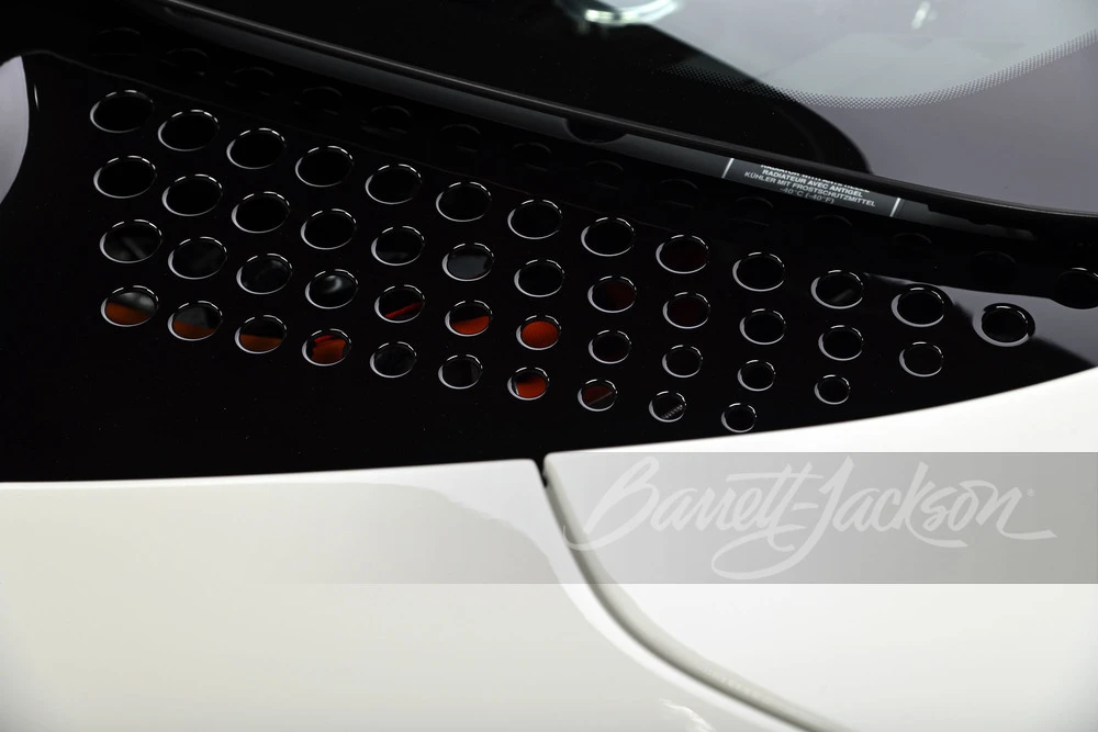 2023 Ferrari SF90 Stradale - Image 15 of 31