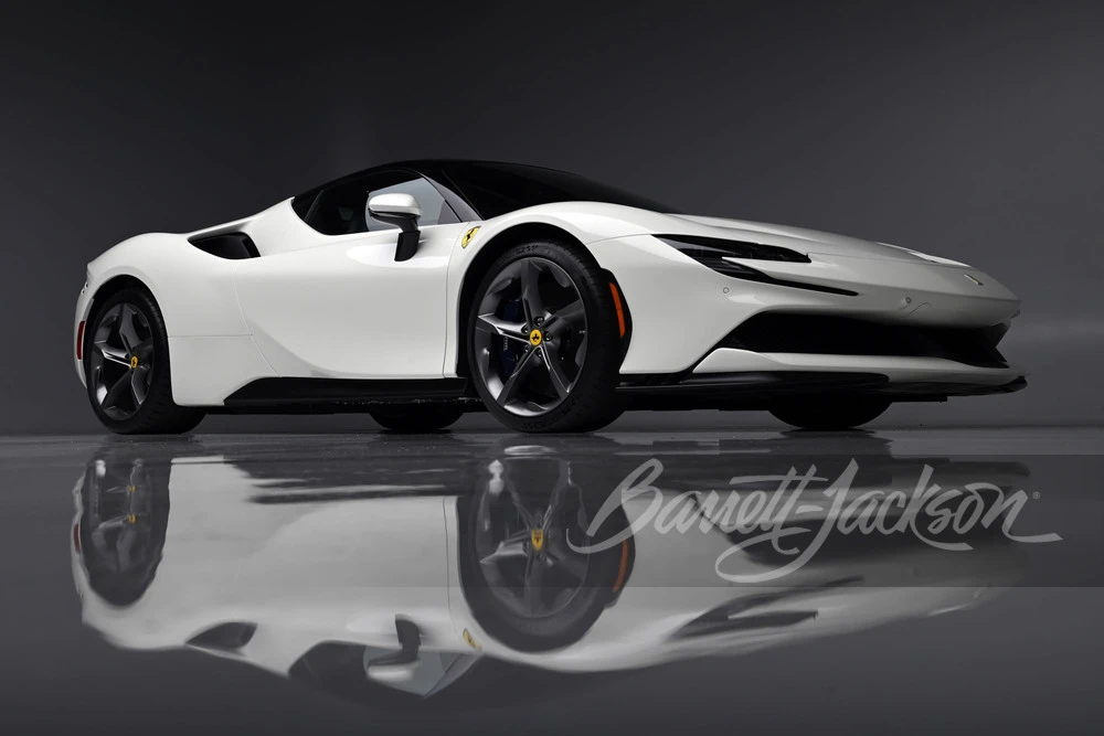 2023 Ferrari SF90 Stradale - Image 17 of 31