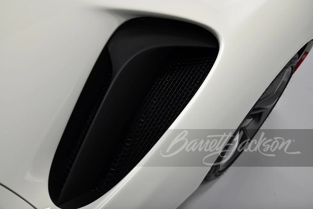 2023 Ferrari SF90 Stradale - Image 26 of 31