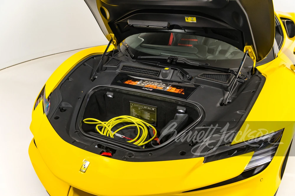 2023 Ferrari SF90 Stradale - Image 30 of 31