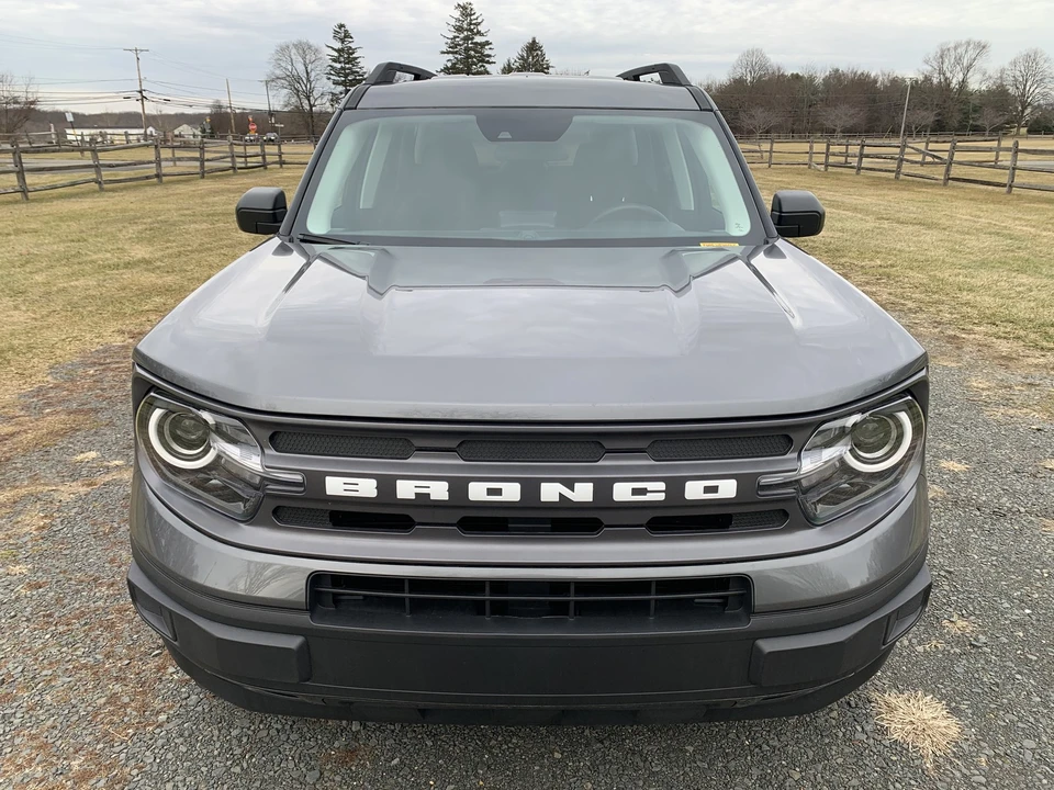 2023 Ford Bronco 6th Gen - Image 2 of 21