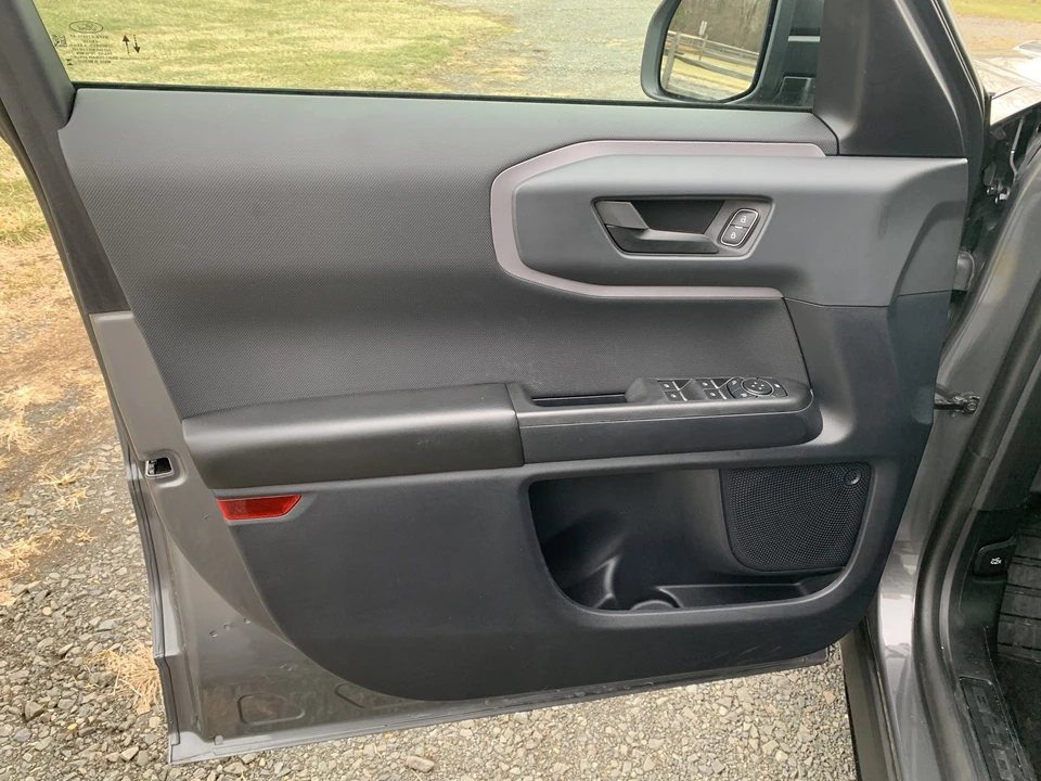 2023 Ford Bronco 6th Gen - Image 12 of 21