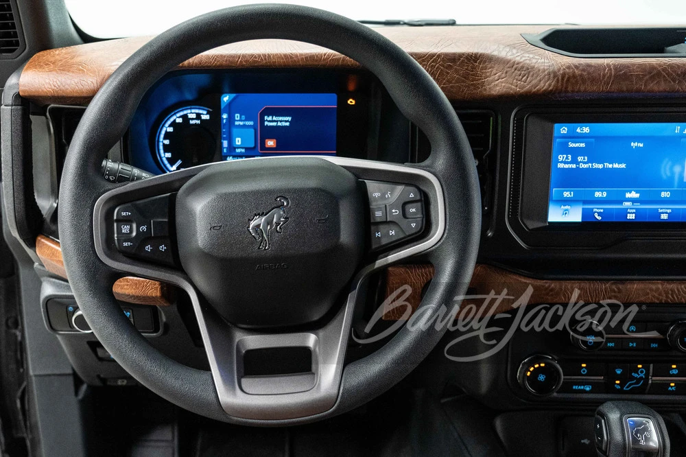 2023 Ford Bronco 6th Gen - Image 13 of 31