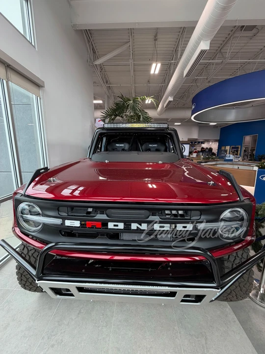 2023 Ford Bronco 6th Gen - Image 10 of 17