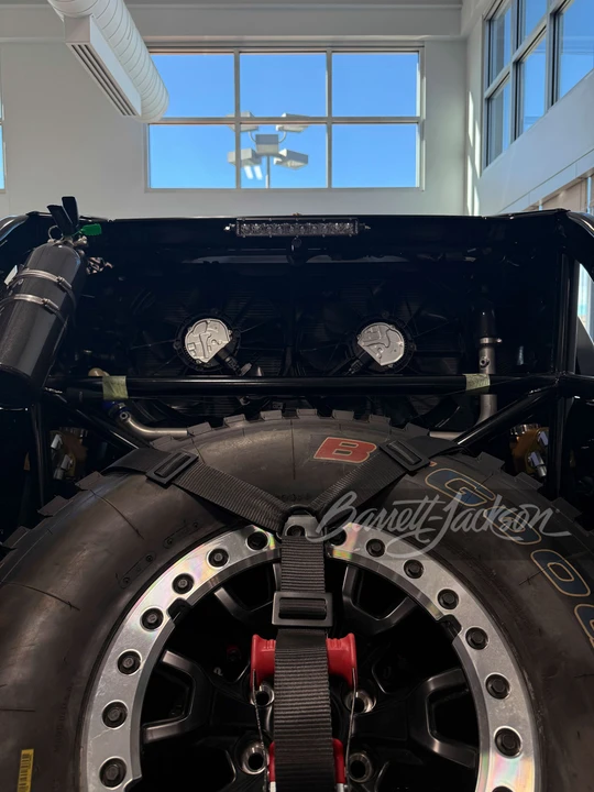 2023 Ford Bronco 6th Gen - Image 16 of 17