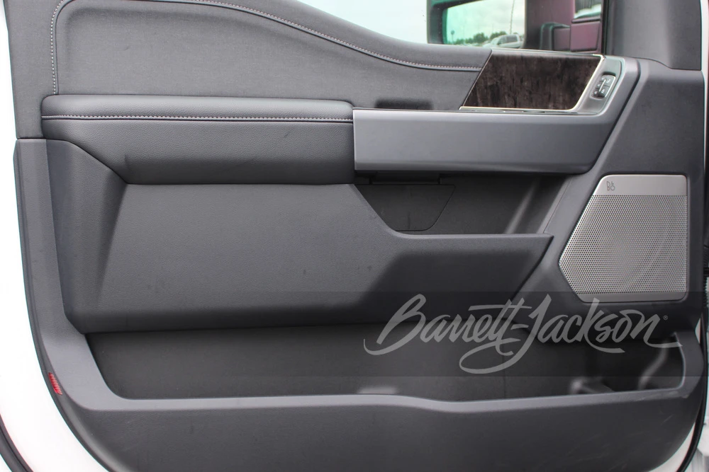 2023 Ford Super Duty 5th Gen - Image 19 of 31