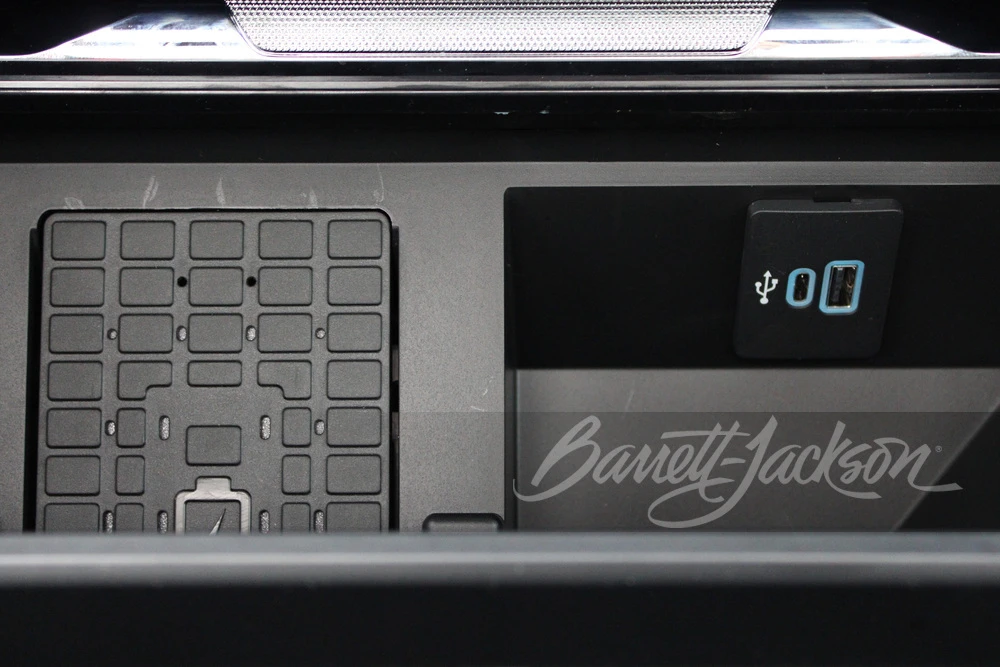 2023 Ford Super Duty 5th Gen - Image 15 of 31