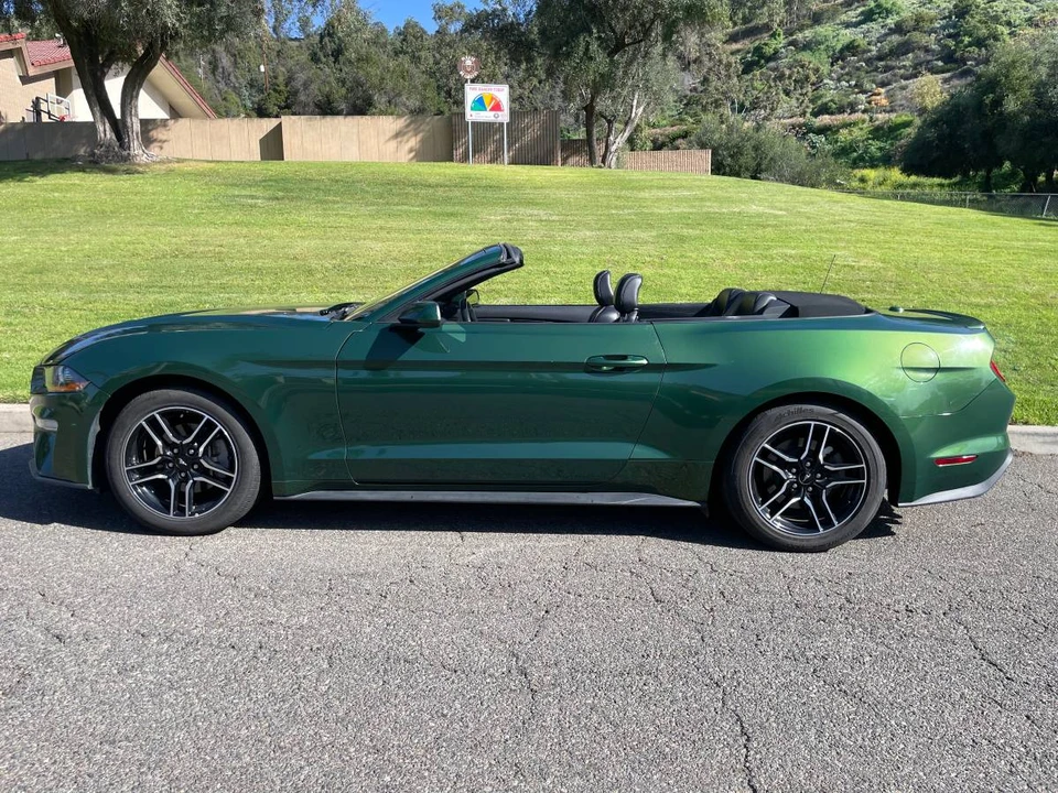 2023 Ford S550 Mustang - Image 2 of 11