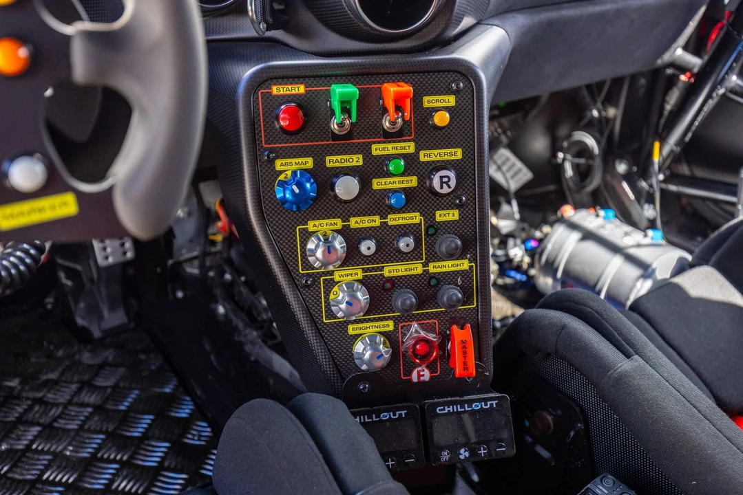 2023 Ferrari 296 GTB - Image 13 of 31