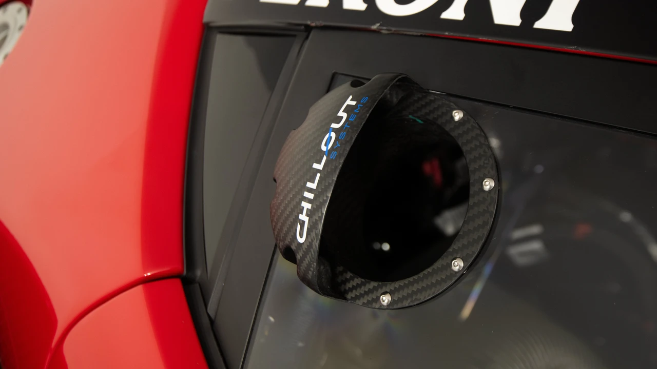 2023 Ferrari 296 - Image 17 of 31