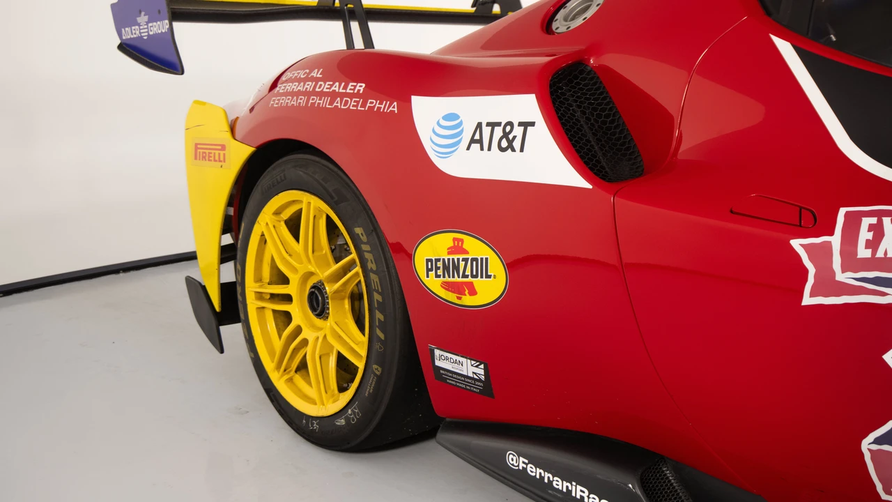 2023 Ferrari 296 - Image 14 of 31