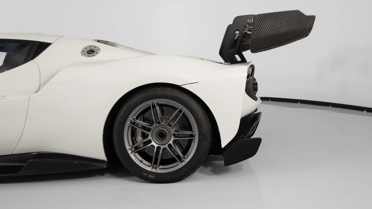 2023 Ferrari 296 GTB - Image 25 of 31