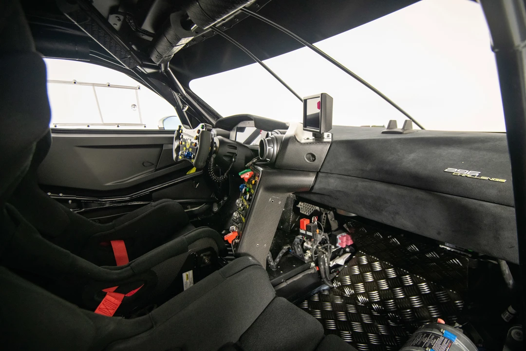 2023 Ferrari 296 - Image 19 of 31