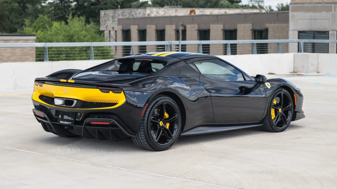 2023 Ferrari 296 GTB - Image 10 of 31