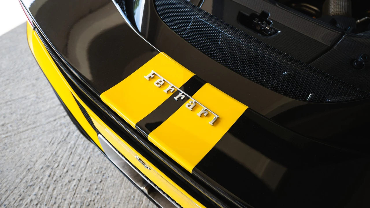 2023 Ferrari 296 GTB - Image 24 of 31