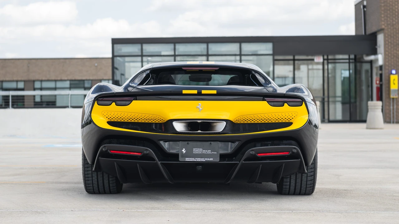 2023 Ferrari 296 GTB - Image 13 of 31