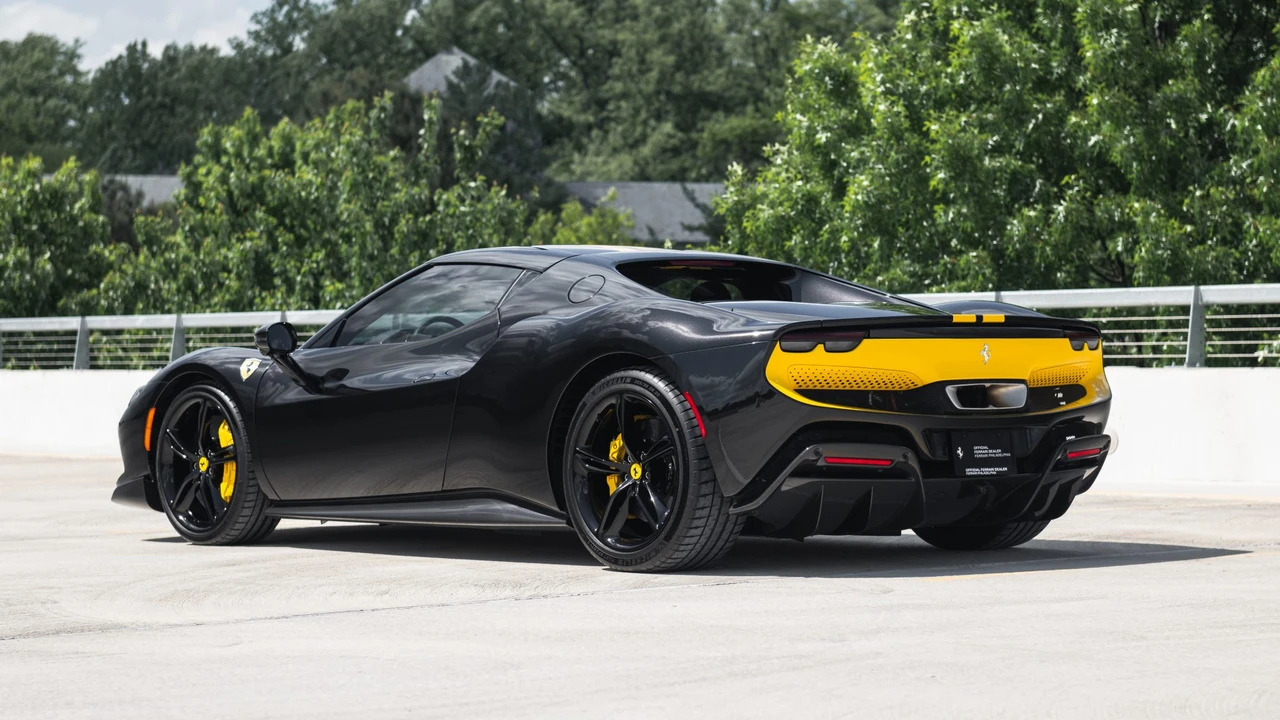 2023 Ferrari 296 GTB - Image 15 of 31