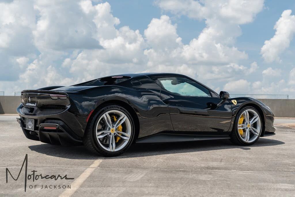 2023 Ferrari 296 GTB - Image 9 of 31