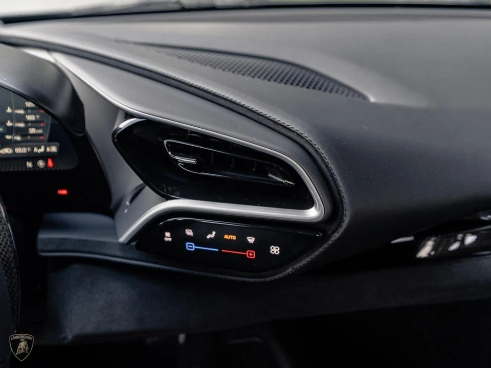 2023 Ferrari 296 GTB - Image 28 of 31