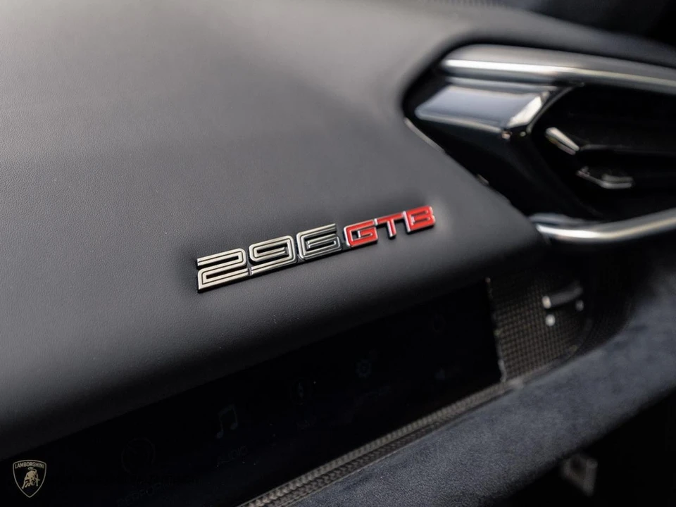 2023 Ferrari 296 GTB - Image 13 of 31
