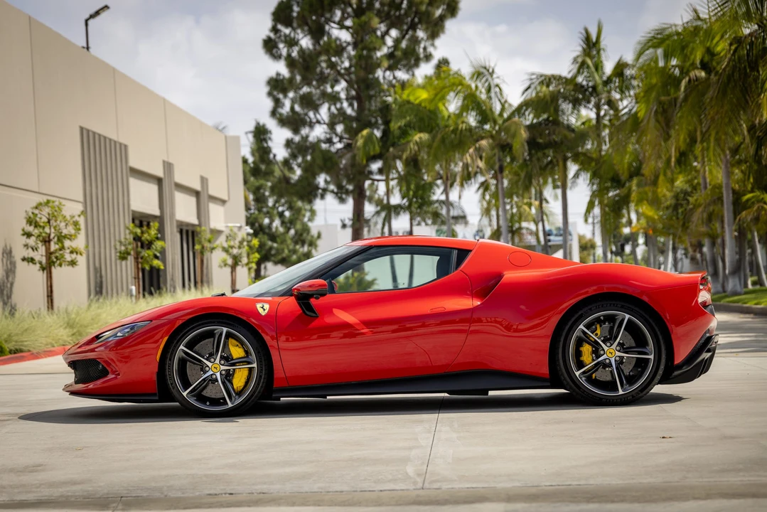 2023 Ferrari 296 GTB - Image 11 of 31
