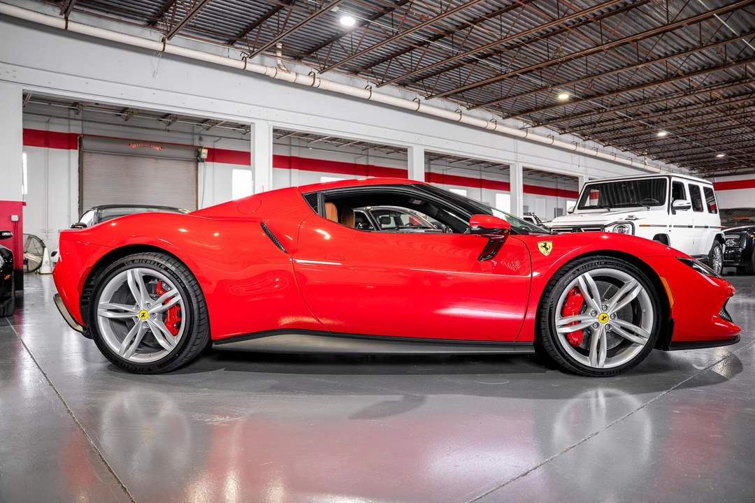 2023 Ferrari 296 GTB - Image 9 of 31