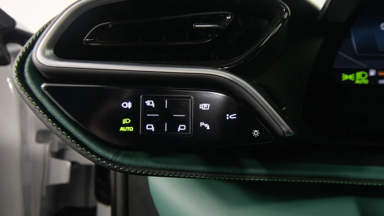 2023 Ferrari 296 GTB - Image 26 of 31
