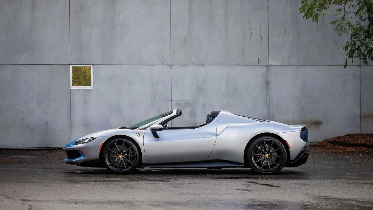 2023 Ferrari 296 GTS - Image 15 of 31