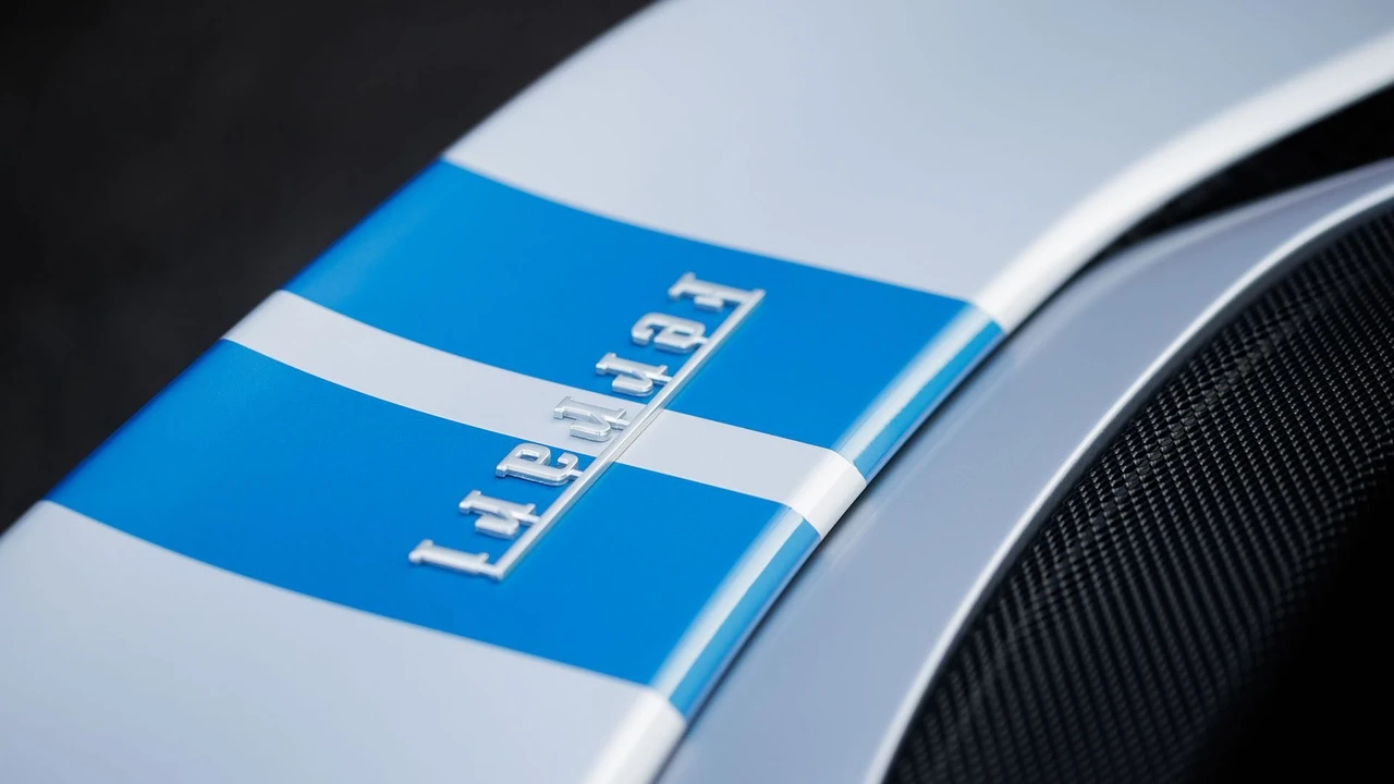 2023 Ferrari 296 GTS - Image 28 of 31