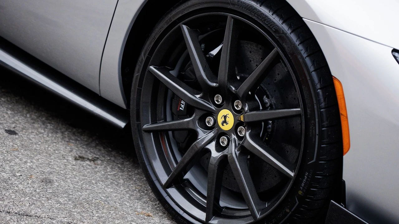 2023 Ferrari 296 GTS - Image 21 of 31