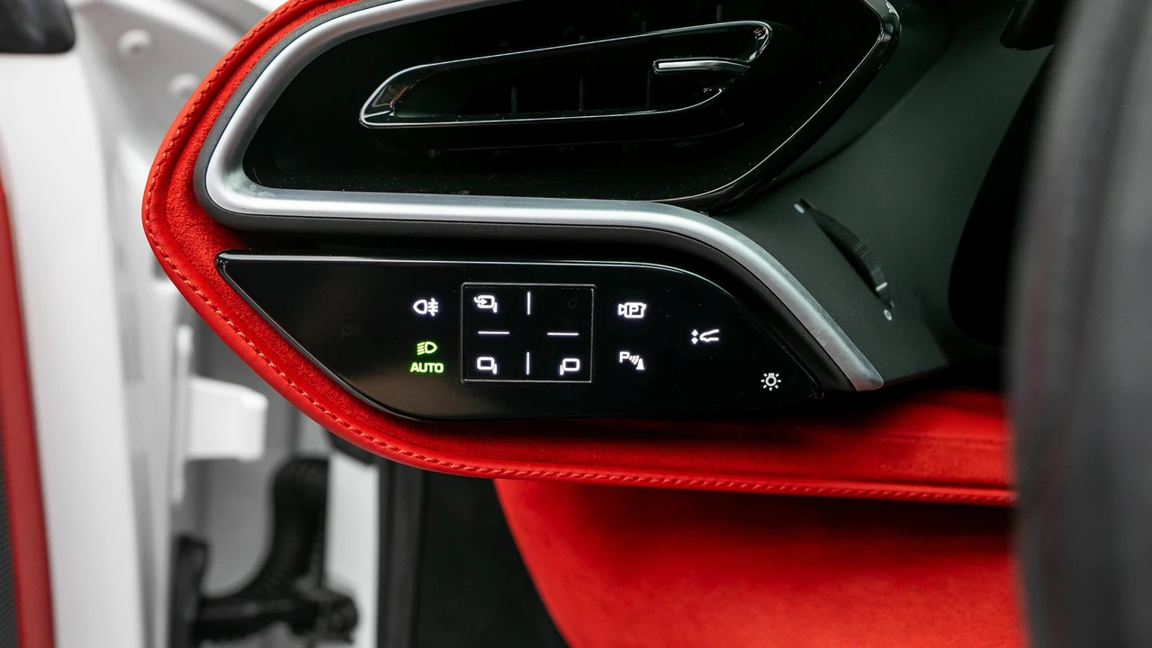 2023 Ferrari 296 GTS - Image 21 of 31