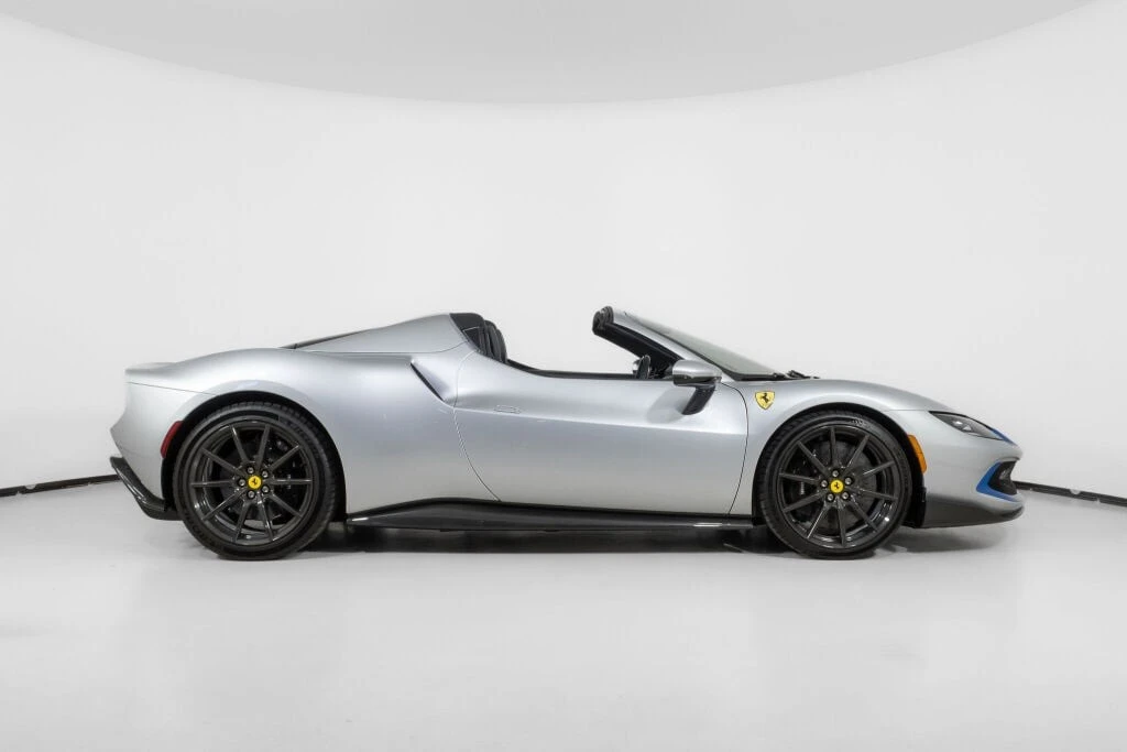 2023 Ferrari 296 GTS - Image 10 of 31
