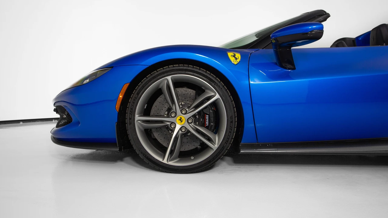 2023 Ferrari 296 GTS - Image 30 of 31