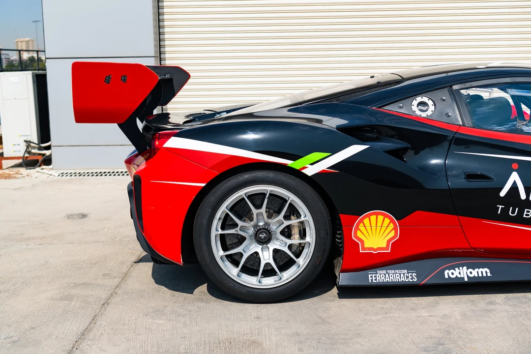 2023 Ferrari 488 - Image 24 of 31