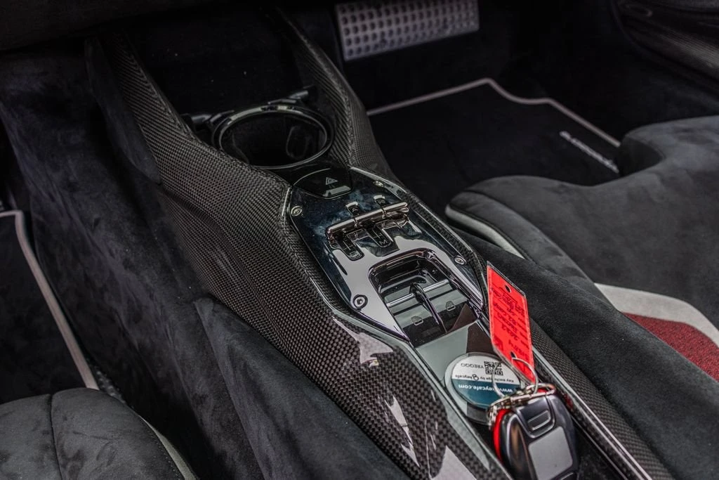 2023 Ferrari 812 Competizione - Image 5 of 31