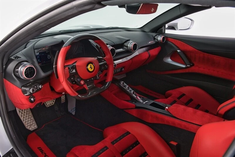 2023 Ferrari 812 GTS - Image 24 of 31