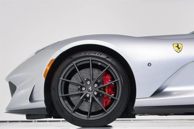 2023 Ferrari 812 GTS - Image 7 of 31