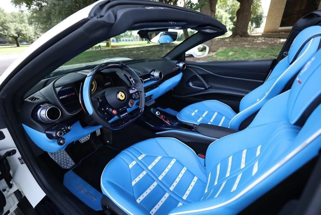 2023 Ferrari 812 GTS - Image 4 of 8